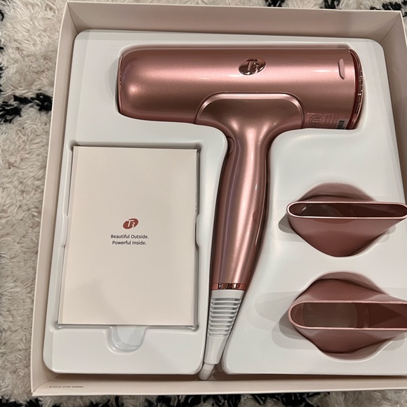 T3 Cura Hair Dryer Pink - Picture 3 of 7